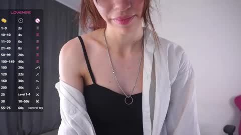 Lili online show from 05/24/26, 05:29