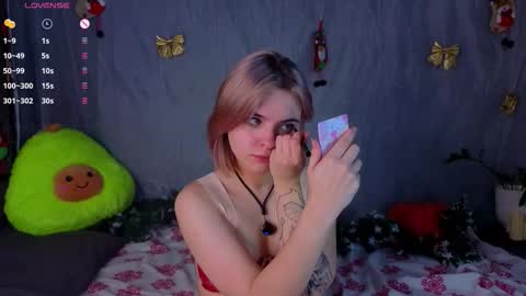 Polly online show from 12/21/25, 03:41