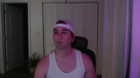 uglyduck3532 online show from 11/09/25, 04:00