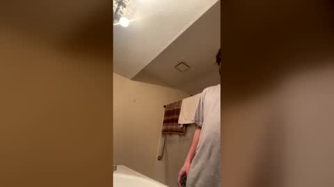 Snapshot of uglyyboyy999 chatting on 03/02/26, 06:14 uglyyboyy999 online show from 03/02/26, 06:14