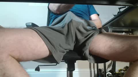 Snapshot of ukguynxtdr chatting on 12/29/24, 02:49 ukguynxtdr online show from 12/29/24, 02:49