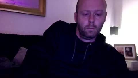 ukmatty3 online show from 12/03/25, 11:25