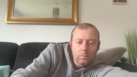 ukmatty3 online show from 04/10/26, 03:28