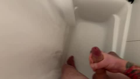 Snapshot of uknoreverse chatting on 12/21/25, 06:15 uknoreverse online show from 12/21/25, 06:15