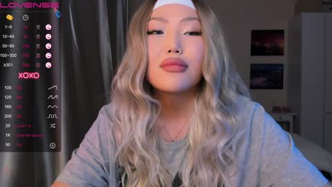 Snapshot of uko_sa chatting on 12/17/24, 02:00 uko sa online show from 12/17/24, 02:00