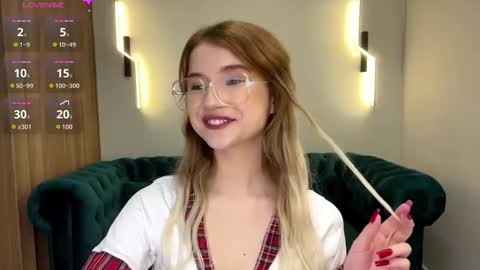 Vikki online show from 02/01/26, 03:10