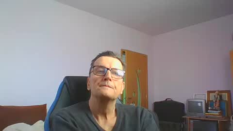 ulmeni4 online show from 01/09/26, 08:28