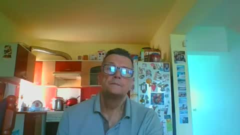 Snapshot of ulmeni4 chatting on 05/11/26, 05:57 ulmeni4 online show from 05/11/26, 05:57