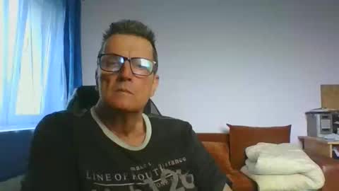 Snapshot of ulmeni4 chatting on 06/01/26, 02:08 ulmeni4 online show from 06/01/26, 02:08
