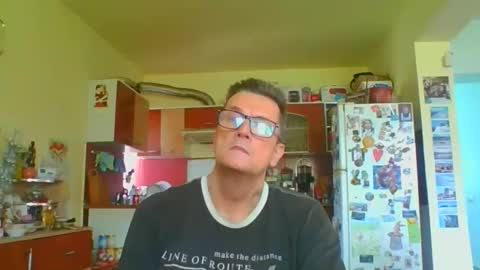 Snapshot of ulmeni4 chatting on 06/10/26, 12:04 ulmeni4 online show from 06/10/26, 12:04