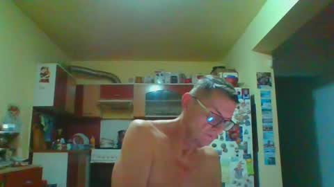 Snapshot of ulmeni4 chatting on 06/26/26, 12:15 ulmeni4 online show from 06/26/26, 12:15