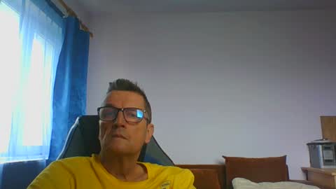 Snapshot of ulmeni4 chatting on 07/12/26, 01:24 ulmeni4 online show from 07/12/26, 01:24