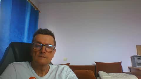 Snapshot of ulmeni4 chatting on 07/16/26, 11:38 ulmeni4 online show from 07/16/26, 11:38