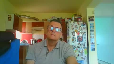 Snapshot of ulmeni7 chatting on 05/08/26, 06:41 ulmeni7 online show from 05/08/26, 06:41