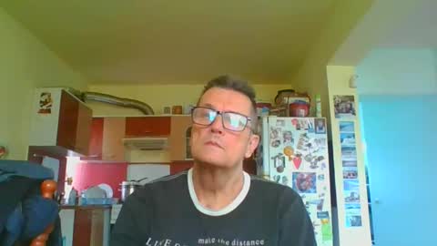 Snapshot of ulmeni7 chatting on 05/25/26, 11:38 ulmeni7 online show from 05/25/26, 11:38