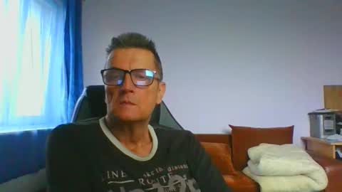 Snapshot of ulmeni7 chatting on 06/01/26, 02:41 ulmeni7 online show from 06/01/26, 02:41