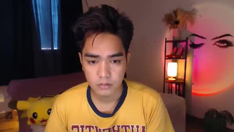 Alex online show from 03/12/25, 12:10