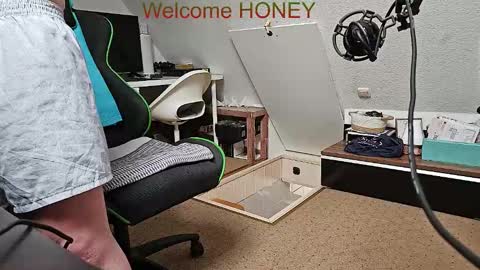 Mr.  Mrs. Smith online show from 02/22/26, 02:04