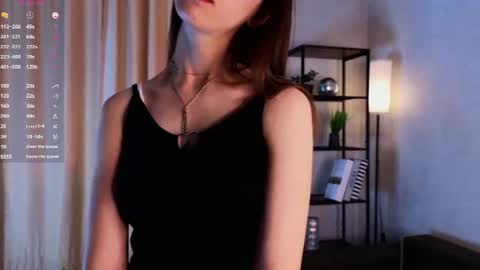 Snapshot of umbraelyon chatting on 07/03/26, 06:20 Liliane online show from 07/03/26, 06:20