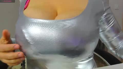 umnizza7777 online show from 02/28/25, 07:05