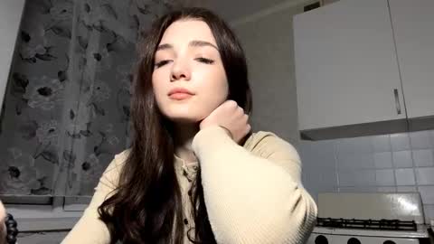 Isobelle lisi online show from 12/16/25, 03:28