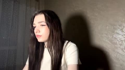 Isobelle lisi online show from 01/13/26, 12:43