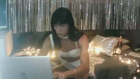 Snapshot of unadiosa chatting on 09/16/25, 05:47 unadiosa online show from 09/16/25, 05:47