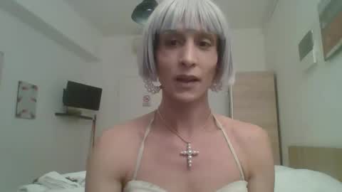 Snapshot of unadiosa chatting on 02/01/26, 12:04 unadiosa online show from 02/01/26, 12:04