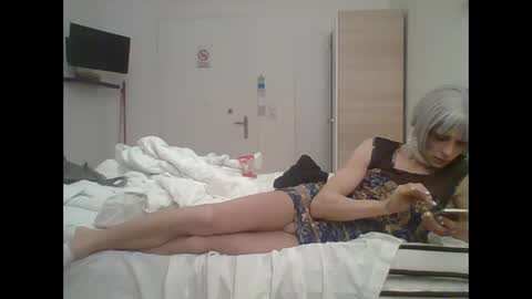 Snapshot of unadiosa chatting on 02/04/26, 05:19 unadiosa online show from 02/04/26, 05:19