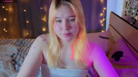 unburntkatniss online show from 04/12/26, 08:08