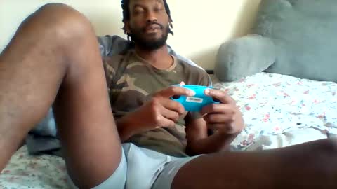 Snapshot of uncircumcise30 chatting on 05/18/26, 12:55 uncircumcise30 online show from 05/18/26, 12:55