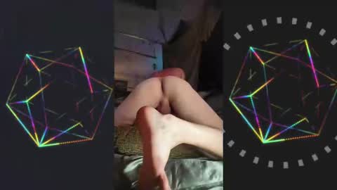 Snapshot of uncut_slut33 chatting on 09/20/25, 05:30 uncut_slut33 online show from 09/20/25, 05:30