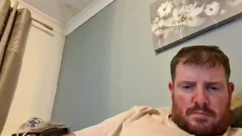 Snapshot of uncut_ukguy69 chatting on 11/18/25, 07:40 uncut_ukguy69 online show from 11/18/25, 07:40