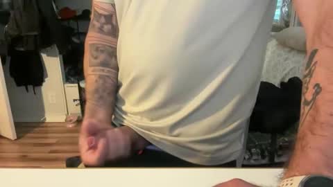 uncutbeard129840 online show from 12/05/25, 12:19