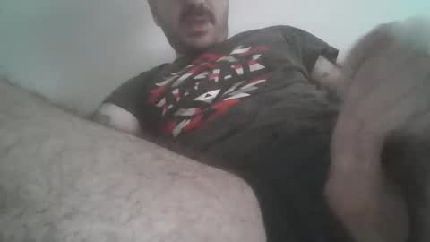 Snapshot of uncutgems818 chatting on 10/31/25, 03:46 uncutgems818 online show from 10/31/25, 03:46