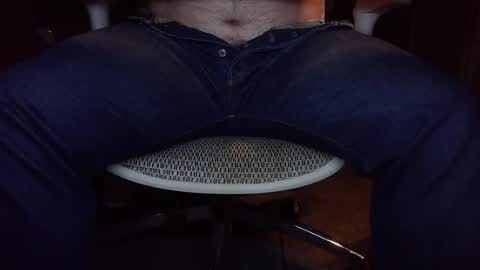 Under the desk online show from 01/13/26, 10:04