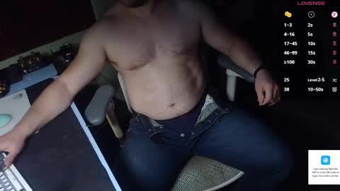Under the desk online show from 06/04/26, 08:04