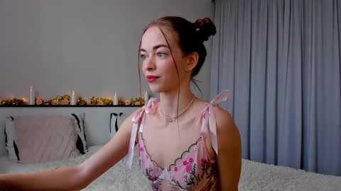 Under The Skin online show from 02/28/26, 11:11