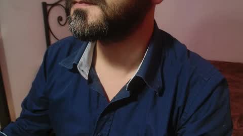 Giov online show from 11/18/25, 06:34