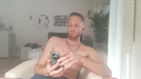 Snapshot of undercontrol069 chatting on 10/07/25, 08:55 Slave4play online show from 10/07/25, 08:55