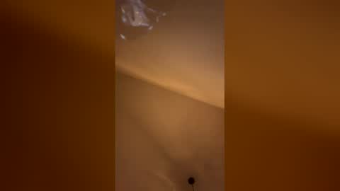 Snapshot of unexspct20qmthrbck chatting on 03/29/26, 12:10 Astic BW online show from 03/29/26, 12:10