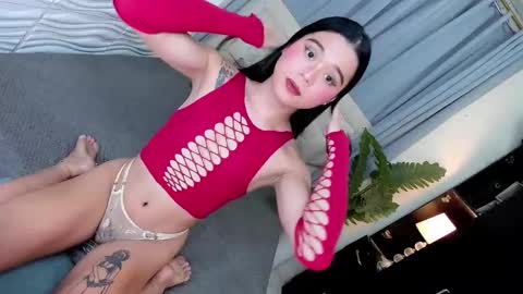 Snapshot of unforgetableasiancock chatting on 10/16/25, 10:11 unforgetableasiancock online show from 10/16/25, 10:11