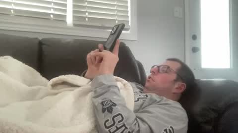 ungerisland online show from 12/28/24, 01:59