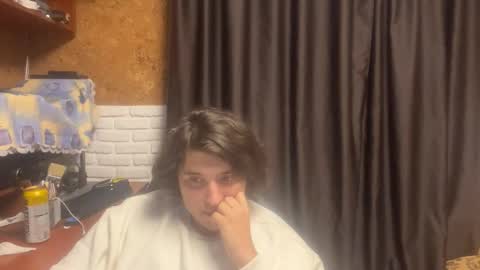 Anri online show from 10/18/25, 08:31