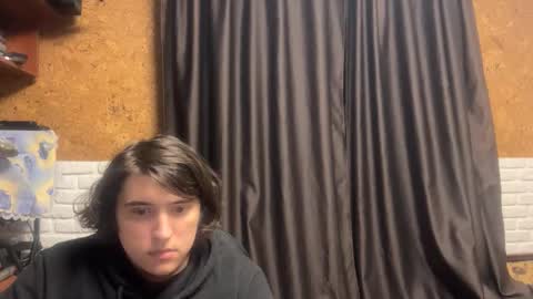 Anri online show from 11/23/25, 10:42