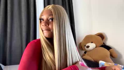 Unholybaddie online show from 12/23/25, 09:07