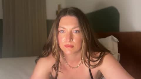 Holly online show from 01/15/26, 06:40