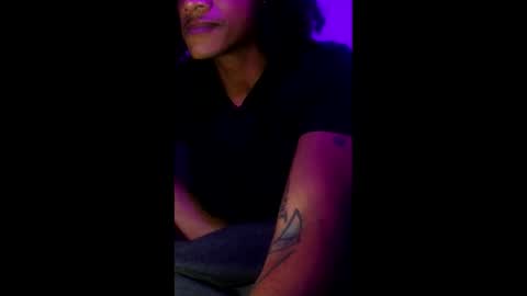 Snapshot of uniballboy chatting on 02/07/26, 10:30 Uni Ball online show from 02/07/26, 10:30