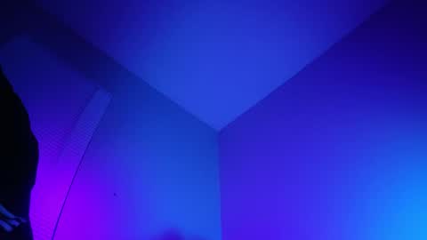 Snapshot of uniballboy chatting on 02/12/26, 07:03 Uni Ball online show from 02/12/26, 07:03