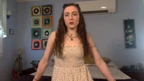 Snapshot of unicornfairy55 chatting on 02/13/26, 05:20 Lola Moonstone online show from 02/13/26, 05:20